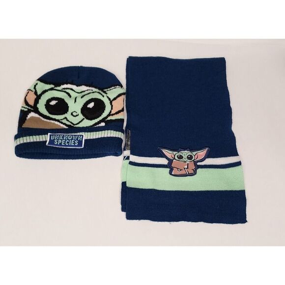 STAR WARS MANDALORIAN Knit Winter Beanie Hat & Scarf Set Age 4-12 - Picture 2 of 2